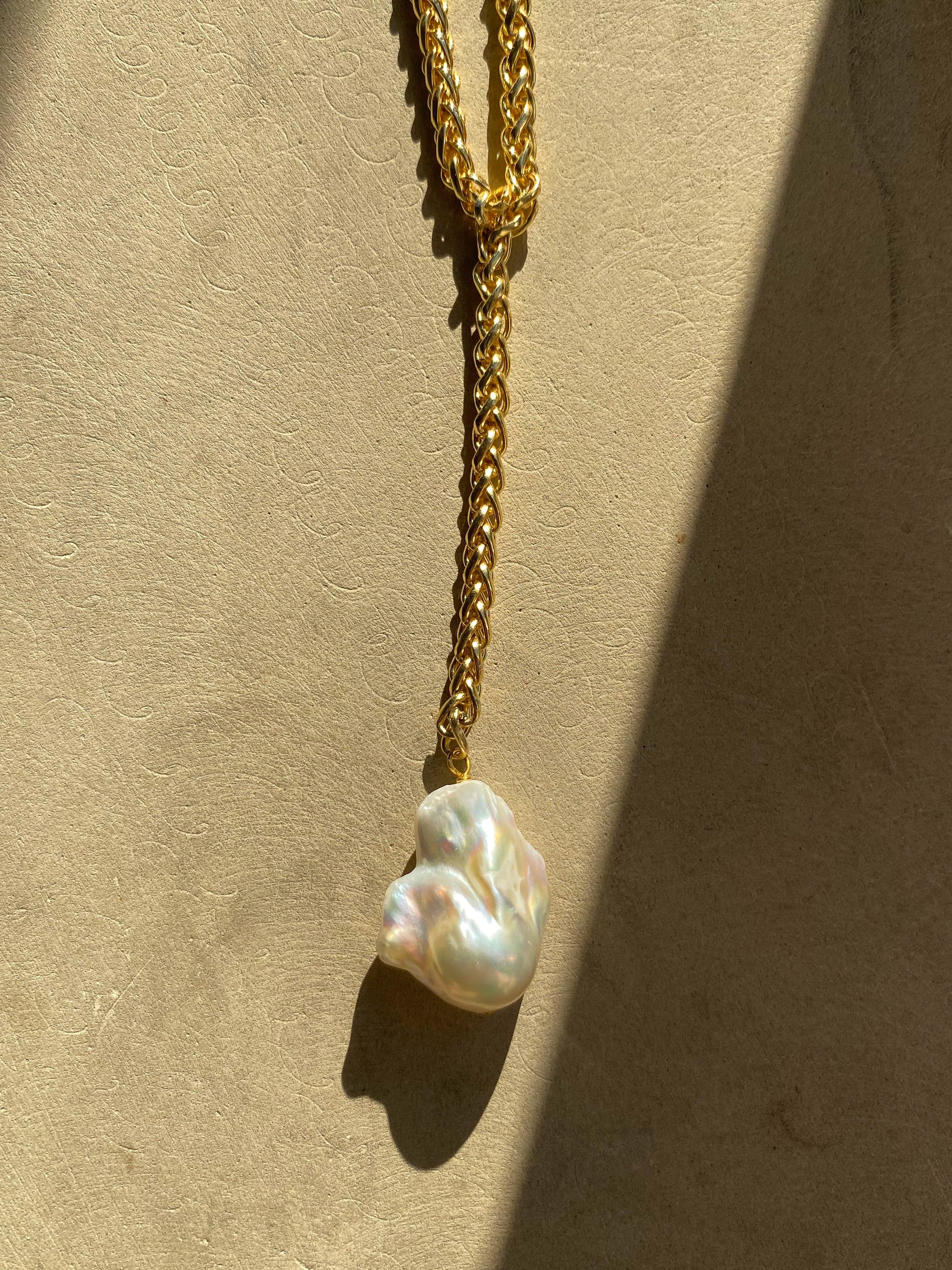 Baroque Pearl